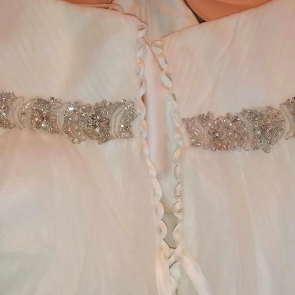 Ball gown, wedding dress, white, sweetheart top - Picture 6 of 6